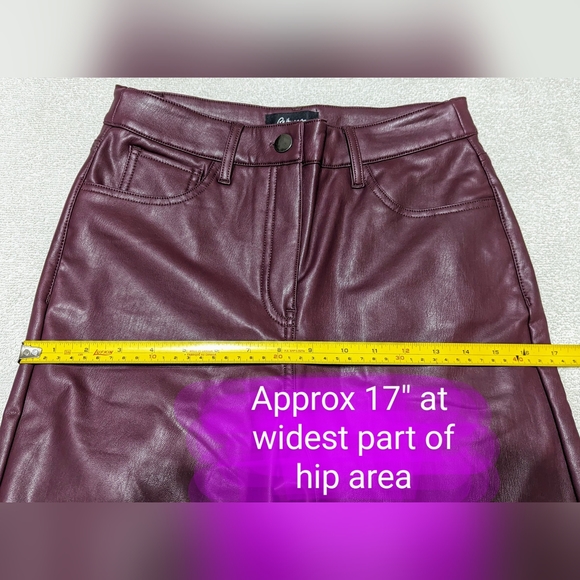 Reitmans size 4 BNWT wine coloured, clossic pleather style pants - Picture 9 of 16